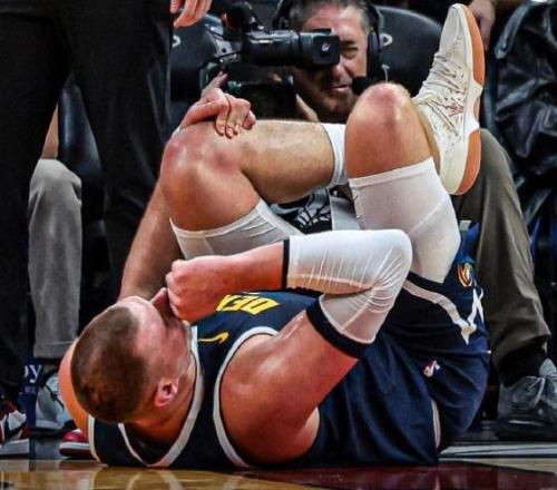 NBA第一鐵人受傷，約基奇如果缺陣太久，會影響掘金奪冠計劃！