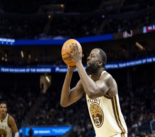 追夢暢談近期精彩表現(xiàn)我們的傳球默契提升進(jìn)攻逐漸流暢起來_NBA直播