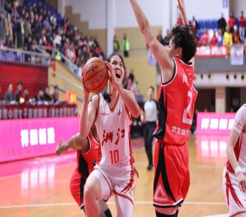 【WCBA聯賽】第十一輪客場拿下2025收官戰！浙江稠州銀行8180勝武漢盛帆黃鶴！