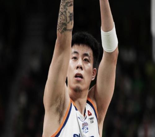 張鎮麟：很高興跨年夜與大家重聚，希望遼寧球迷能給球隊些耐心