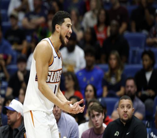 布克表示希望球隊(duì)避免單打，重視團(tuán)隊(duì)協(xié)作，力求選擇最佳出手時機(jī)_NBA直播