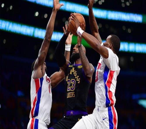 慘敗中的慘敗，湖人對(duì)陣活塞一項(xiàng)數(shù)據(jù)完美地展現(xiàn)了湖人內(nèi)線的慘敗