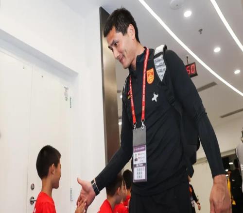 “邵一期”國足名單：國安、泰山6人入選，于漢超、周挺“助陣”