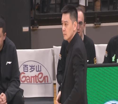 輸上海26分遼寧揪最大戰犯！進攻搗亂防守擺爛，沒繼偉徹底變臥底