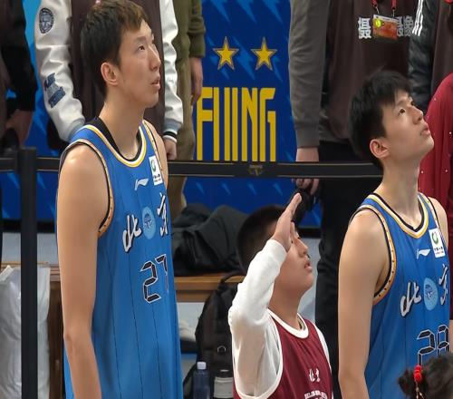 北京31分大勝廣東！數據一目了然，不是周琦，贏球最大功臣而是他