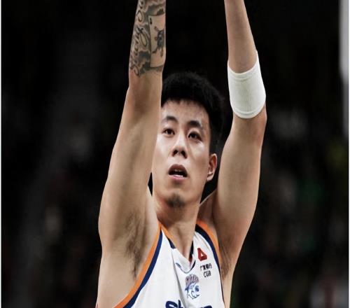 張鎮麟被感動的哭了，但比賽中下手真狠，16+3打爆老東家