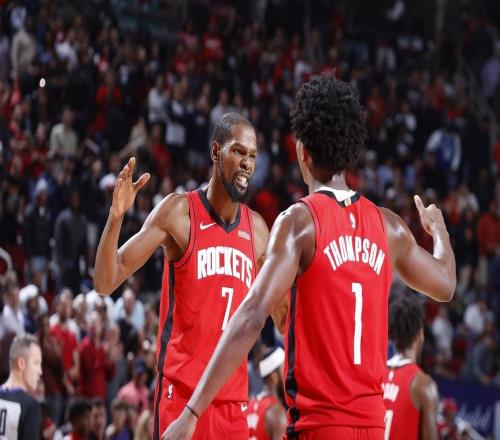 雪上加霜！火箭3位中鋒全傷3人出戰(zhàn)成疑，烏度卡或改用5鋒陣容