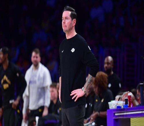 雷迪克承認(rèn)在被活塞隊(duì)痛擊后，對(duì)湖人DNA問(wèn)題給了“敷衍”的回答