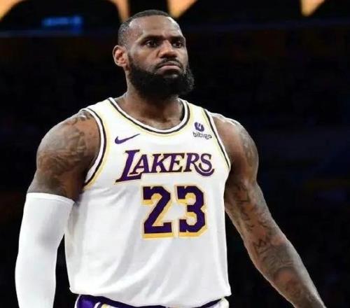 蒂格：詹姆斯應(yīng)該退役，他總是打出新秀數(shù)據(jù)，是喬丹在奇才的翻版