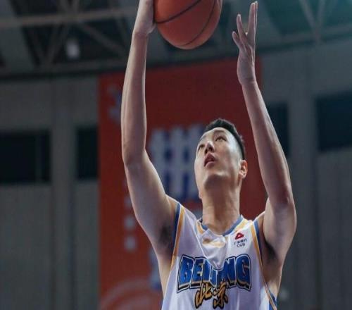 CBA積分榜亂套！青島男籃罕見崩盤廣東男籃首敗浙江隊3連勝反彈