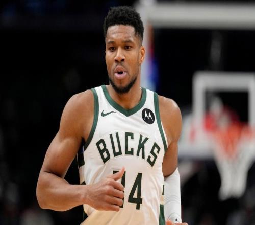 字母大號(hào)兩雙打爆前隊(duì)友，麥科勒姆18+4+4+絕殺，奇才險(xiǎn)勝雄鹿