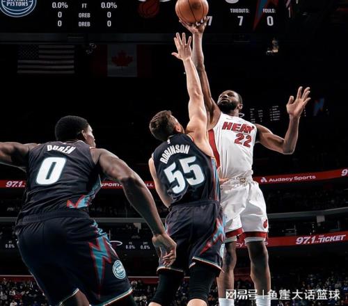 爆冷！康寧漢姆31分18罰還犯大錯(cuò)，鮑威爾36+2，勇士舊將全隊(duì)最低