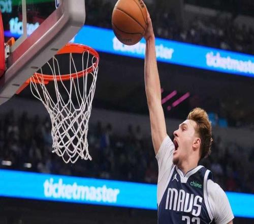 76人送獨行俠4連敗：馬克西34+8+10恩比德22分濃眉復出13+8