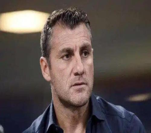 維耶里建議曼聯學習防守反擊，阿莫林還要突出B費的組織能力