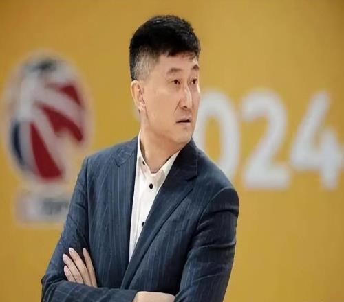 第一階段確定報銷！廣東不會裁掉麥考爾，杜鋒堅信他是爭冠拼圖