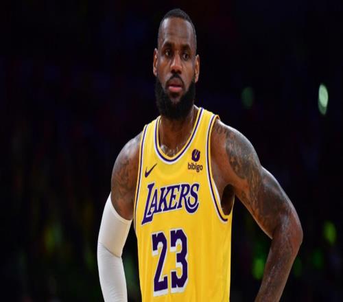 科比前隊友：詹姆斯是歷史第一人！他的標準遠超喬丹和科比！