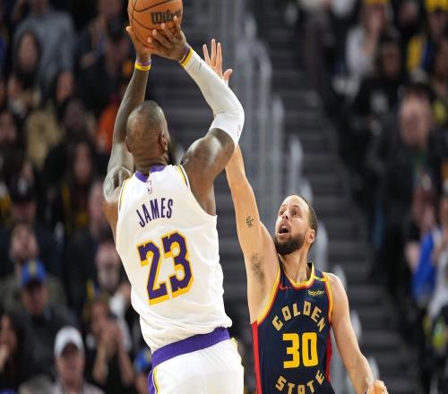 湖人隊(duì)勒布朗詹姆斯轉(zhuǎn)會(huì)勇士隊(duì)的傳聞，遭里奇保羅的斷然否認(rèn)