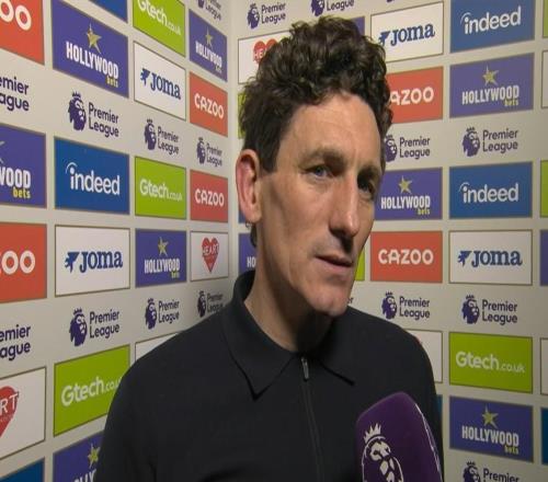 小蜜蜂主帥：羅梅羅的犯規(guī)是明顯的紅牌，我的球員不輕易倒地