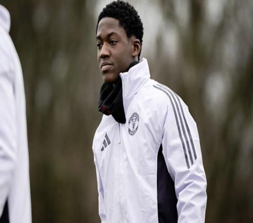 跟隊：梅努可能在本月推動外租曼聯內部對謝什科很有信心