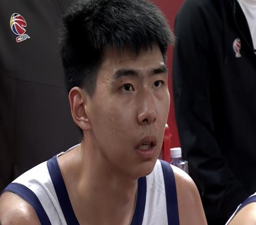 厲害！2米26徐昕，6次蓋帽球迷：打出CBA頂級中鋒水平