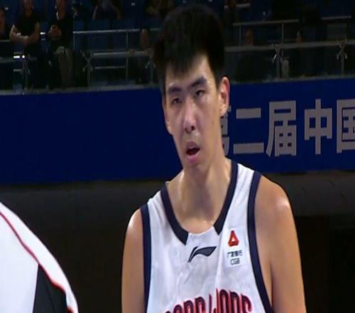 給力！2米26徐昕在山西主場進(jìn)行特別慶祝球迷：杜鋒怎么看