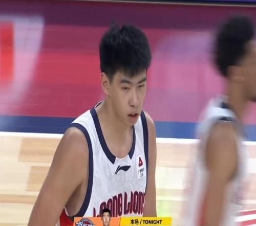 CBA上賽季的黑馬，主場不敵廣州男籃，球迷：接受不了