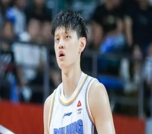 曾凡博10中2，北京首鋼面對廣廈四連敗，請排隊向籃網主帥道歉