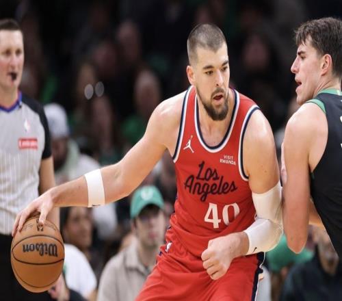 好消息，快船隊首發中鋒祖巴茨將提前一周復出，迎戰凱爾特人