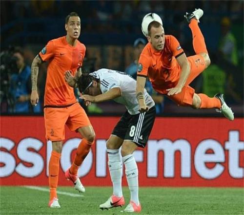 從荷甲最佳到馬競雞肋，只用1年時間，多面手足夠勤勉卻太過莽撞