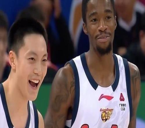 廣東vs北控前瞻：薩林杰戰(zhàn)舊主引關(guān)注胡明軒PK廖三寧國手對決