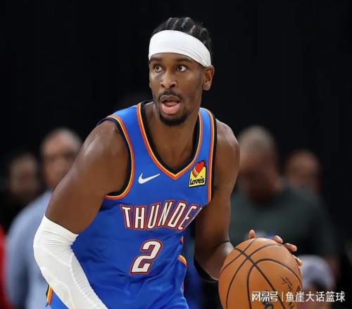 37分慘?。啔v山大30+7三節(jié)打卡，霍姆格倫15+15，庫(kù)里也無(wú)奈