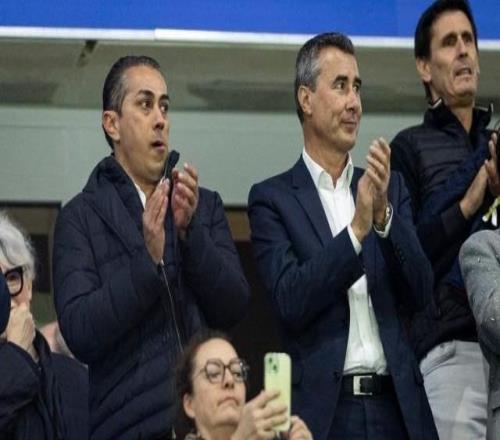 被切爾西挖主帥，白堡主席威脅辭職