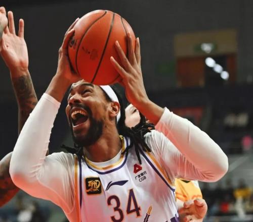 CBA常規賽！北控主場復仇廣東，廖三寧率殘陣死磕廣東雙外援