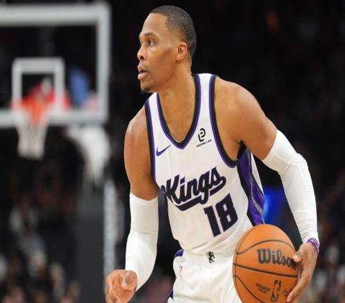 傳奇繼續(xù)，威斯布魯克超越大O成為NBA歷史得分最高的控球后衛(wèi)