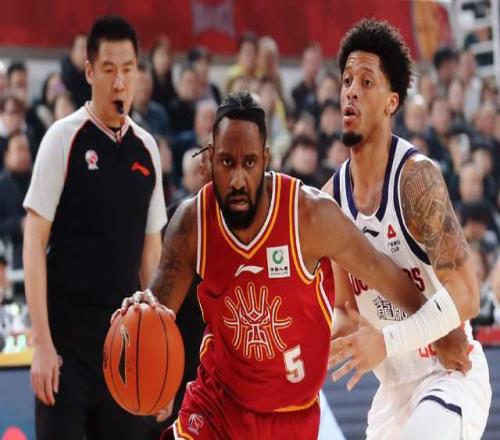 四連敗被打回原形！廣東克星徹底跌出爭冠行列，上賽季還是大黑馬