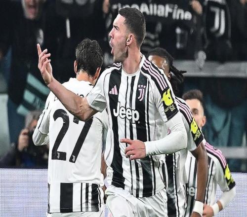 米體：巴薩希望讓弗拉霍維奇接班萊萬，拜仁米蘭同樣有意