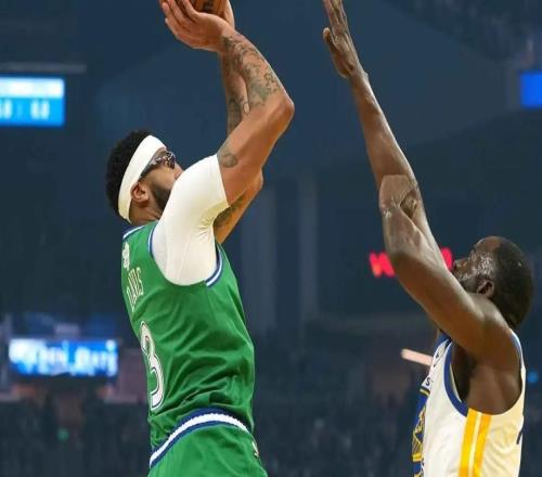 記者：獨行俠曾主動聯系勇士談濃眉交易勇士無意交易追夢和巴特勒