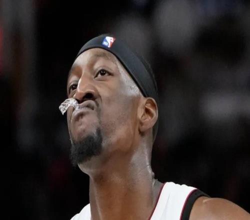 非賣品，記者：熱火隊強硬拒絕了所有關(guān)于阿德巴約的交易談判