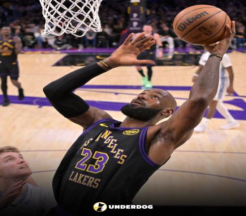 領袖！18投31分、帶隊贏球后，詹姆斯把功勞讓給各種隊友！