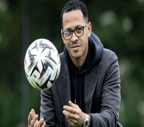 泰晤士報：羅塞尼爾曾做過450頁PPT來總結(jié)自己學(xué)到的執(zhí)教知識