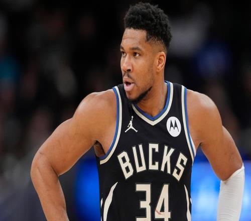 空接暴扣準絕殺！字母不足30分鐘30+10+5雄鹿逆轉16分劍指前十