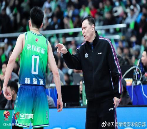 主帥和助教互換！上班首日，CBA唯一中性名隊官宣教練組重要調整