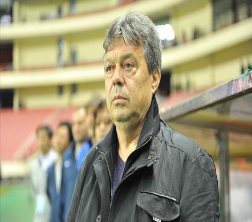 遺憾！前中超名帥去世，率隊3連冠，打進亞冠決賽，國內執教7年