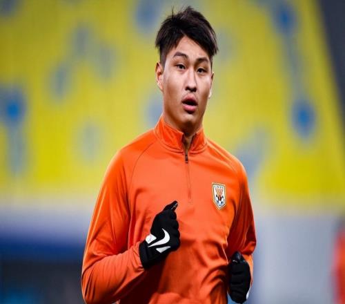 27歲的前魯能鋒霸現身津門虎冬訓！曾被視為希望之星，值得期待