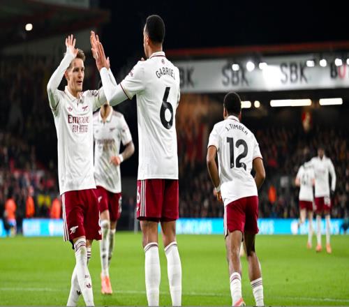 32！中衛送大禮后自我救贖鐵腰梅開二度12.9億豪門強勢5連勝