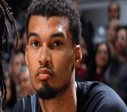 楊瀚森2+2+1+2帽填滿數據欄：兩次大帽榜眼成亮點展現全能性