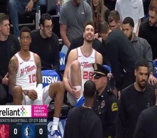 折損大將，申京開場64秒落地90度崴腳，本場不回歸