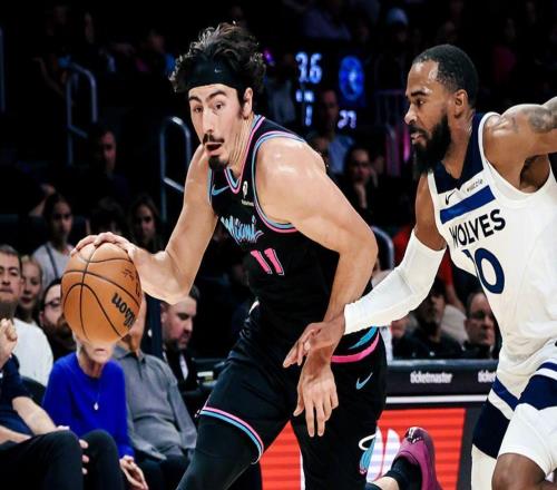 24歲華子太狠了！庫里沒做到的NBA歷史三分球神跡，被他輕松達成