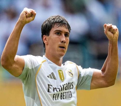 今晚皇馬2026首秀：7分之差輸不起！姆巴佩休戰(zhàn)邊鋒對(duì)飆