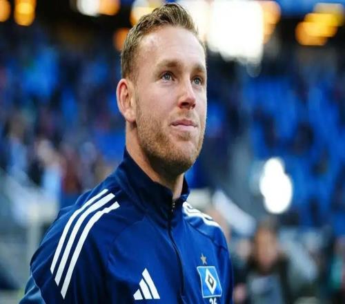 圖片報：拜仁外租門將佩雷茨已罷訓，希望迫使漢堡放他去圣徒